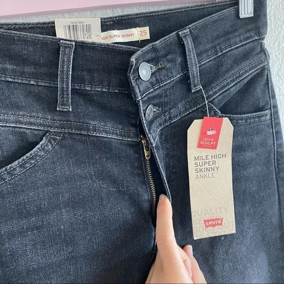 Levi’s Sculpt Mile High Super Skinny Ankle Jeans - Picture 5 of 7
